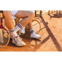 Tenisz zokni férfiaknak elkészítésének a leírása