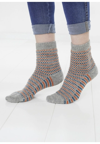 Uniszex színes mintás zokni bumeráng sarokkal regia 4 szálas fonalakra LETÖLTHETŐ LEÍRÁS