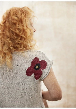 Virágmintás ujjatlan felső, Denim Tweed fonalból kötve LETÖLTHETŐ LEÍRÁS