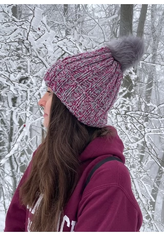 Kézzel kötött uniszex gyapjú sapka minimál stilusban Color Drift