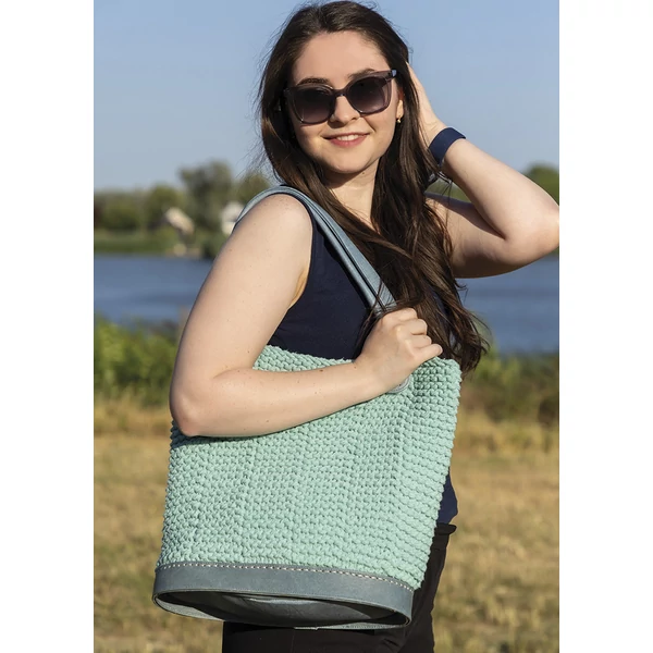 Táskaváltozatok Makramé fonalból lustakötéssel, kötésminta